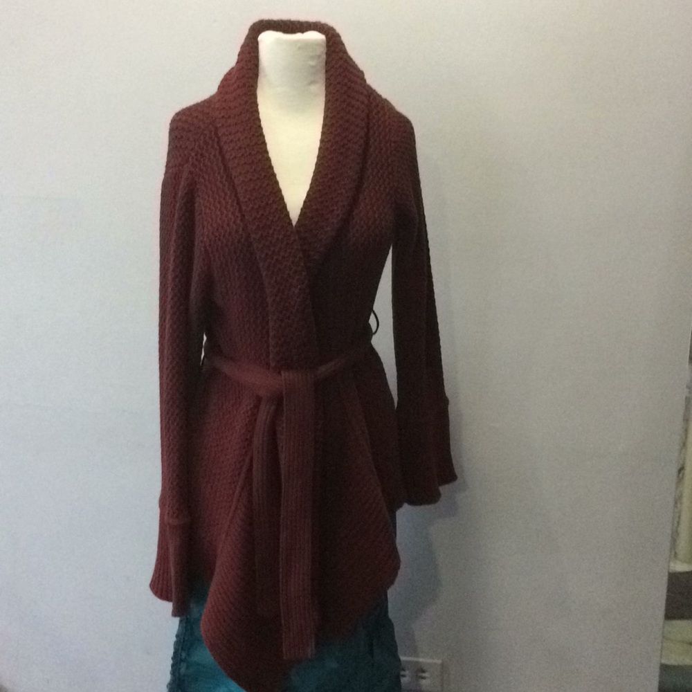 NWT rust/wine two star dog cardigan sweater Medium